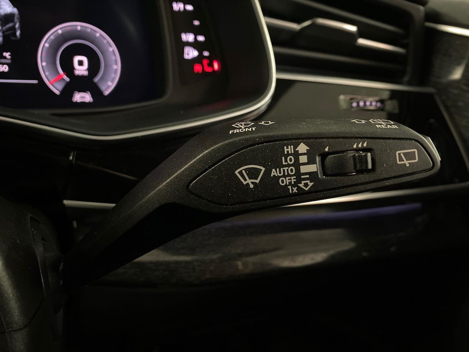 Used Audi Q8 2020 for sale - 77003672: Photo 28