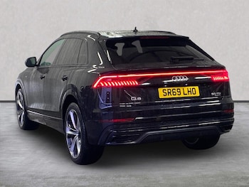 Used Audi Q8 2020 for sale - 77003672: Photo
