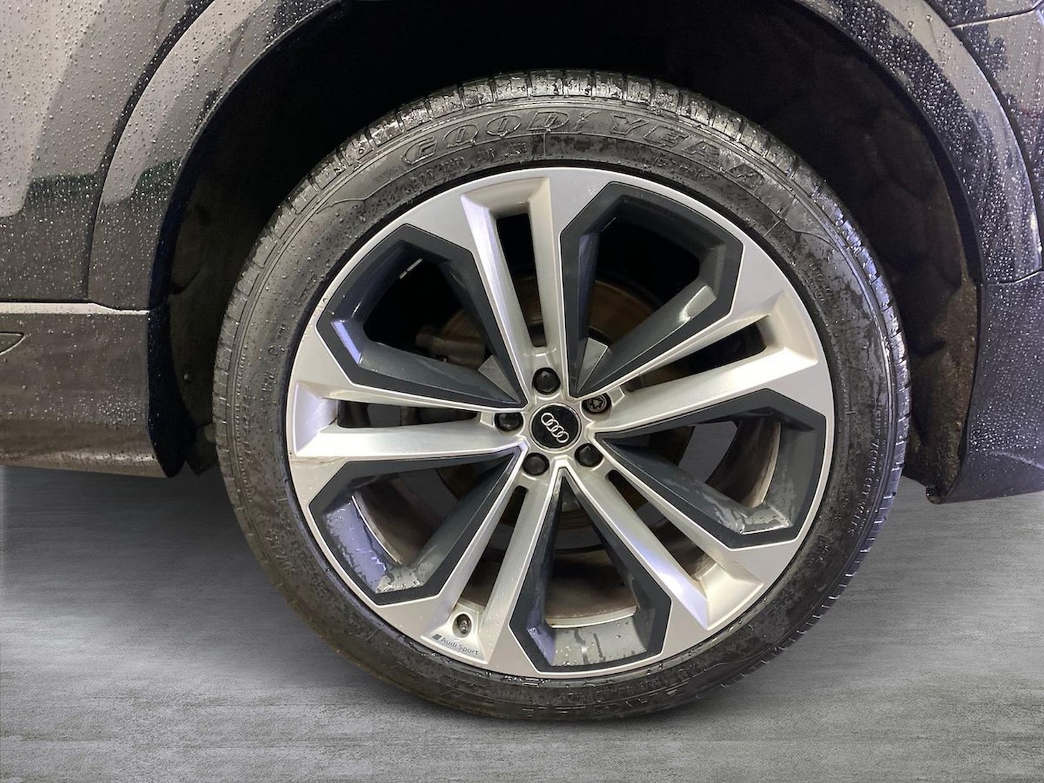 Used Audi Q8 2020 for sale - 77003672: Photo 6