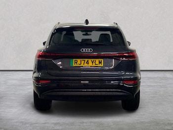 Used Audi Q6 e-tron 2024 for sale - 77813381: Photo