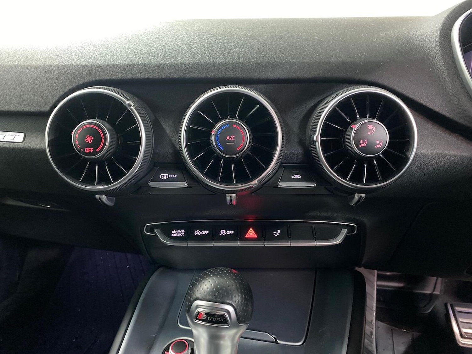Used Audi TT 2019 for sale - 76877927: Photo 12