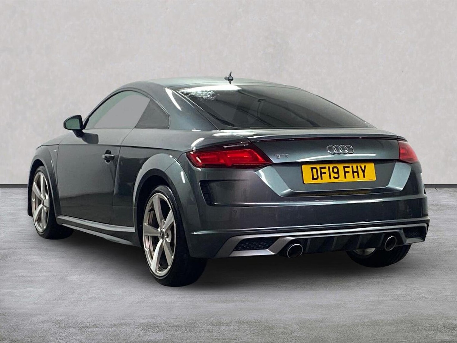 Used Audi TT 2019 for sale - 76877927: Photo 2