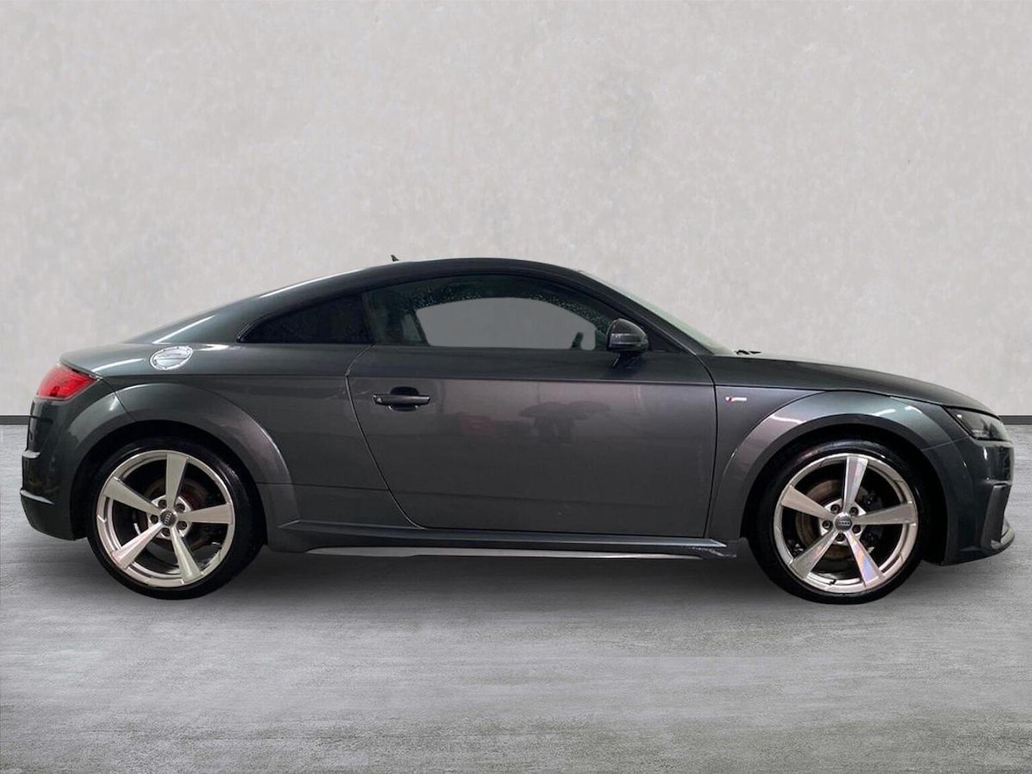 Used Audi TT 2019 for sale - 76877927: Photo 3