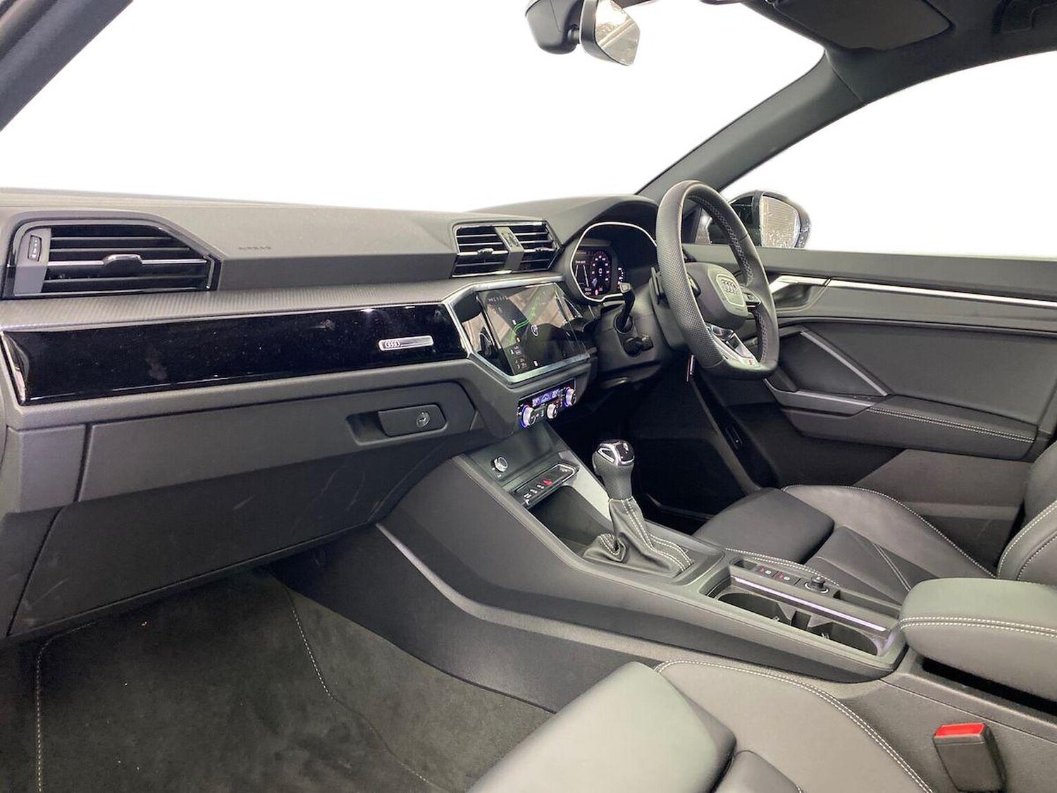 Used Audi Q3 2025 for sale - 77603689: Photo 7