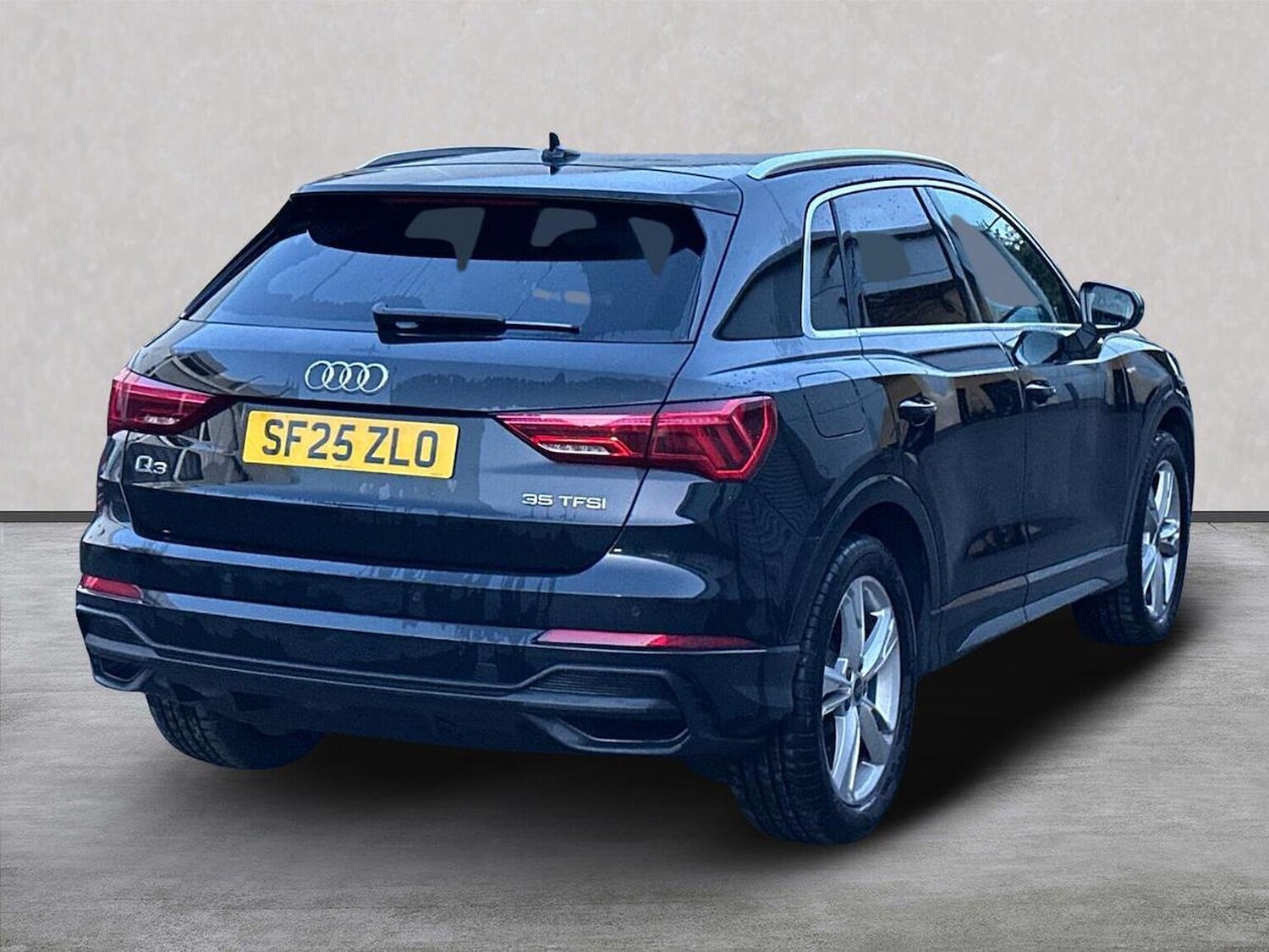 Used Audi Q3 2025 for sale - 76046003: Photo 18