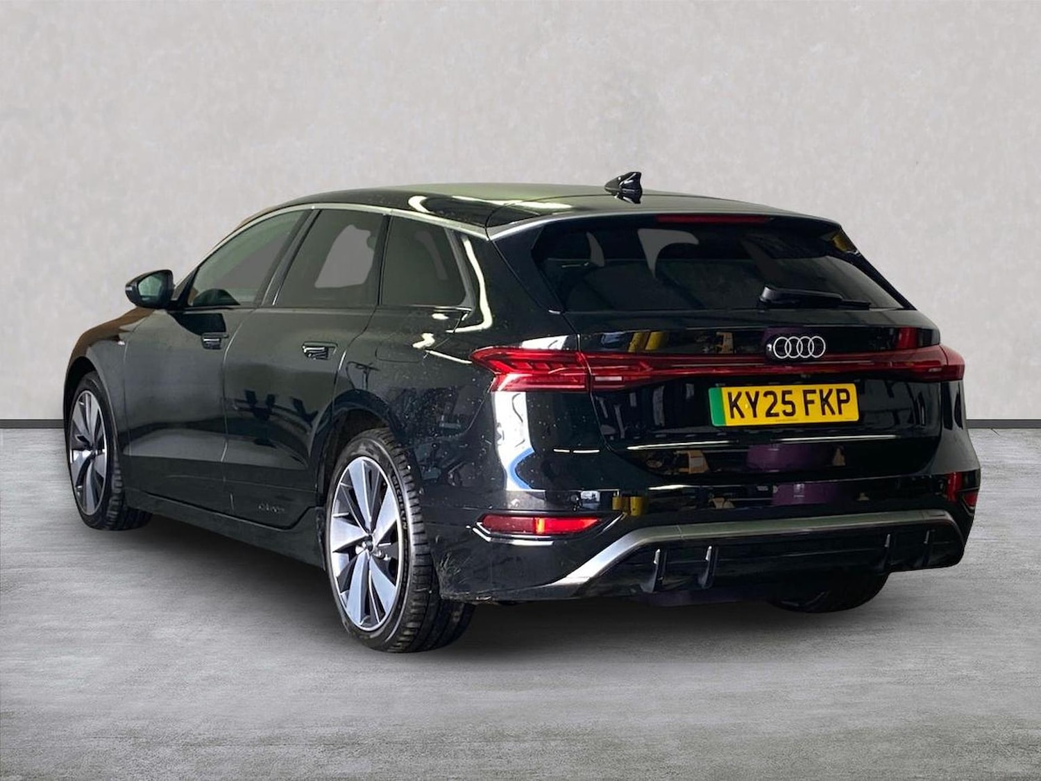 Used Audi A6 2025 for sale - 78192954: Photo 2