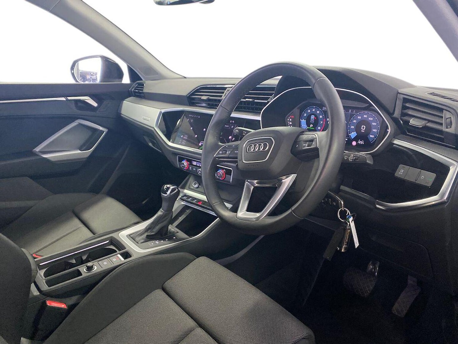 Used Audi Q3 2024 for sale - 75956329: Photo 15