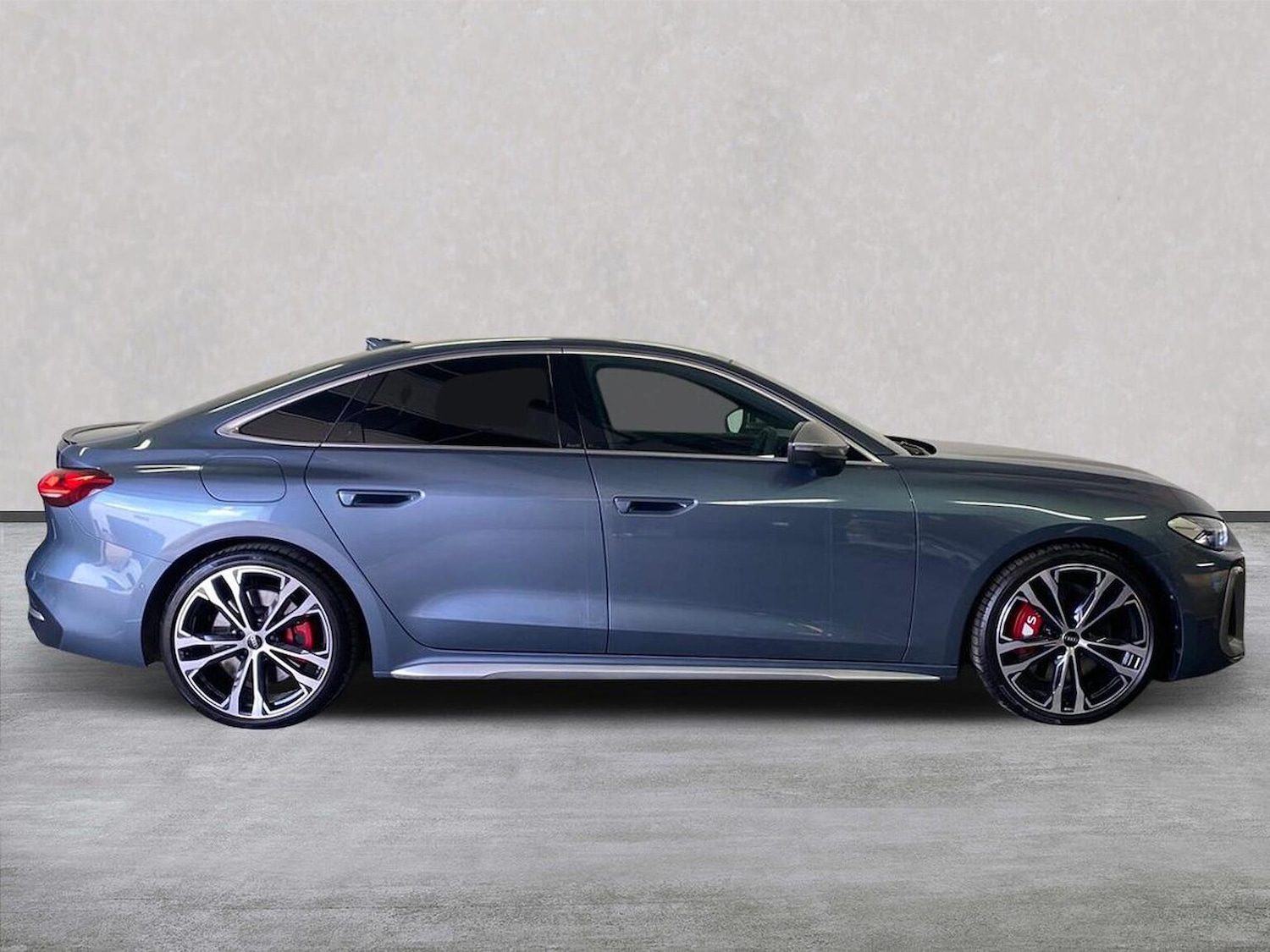 Used Audi A5 2024 for sale - 76422406: Photo 3