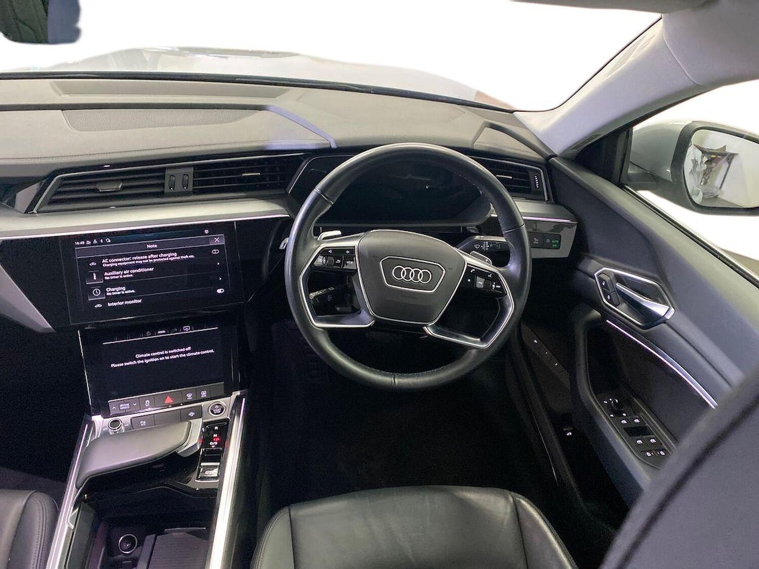 Used Audi e-tron 2022 for sale - 78193151: Photo 11