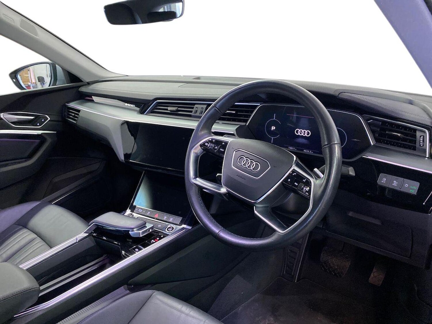 Used Audi e-tron 2022 for sale - 78193151: Photo 17