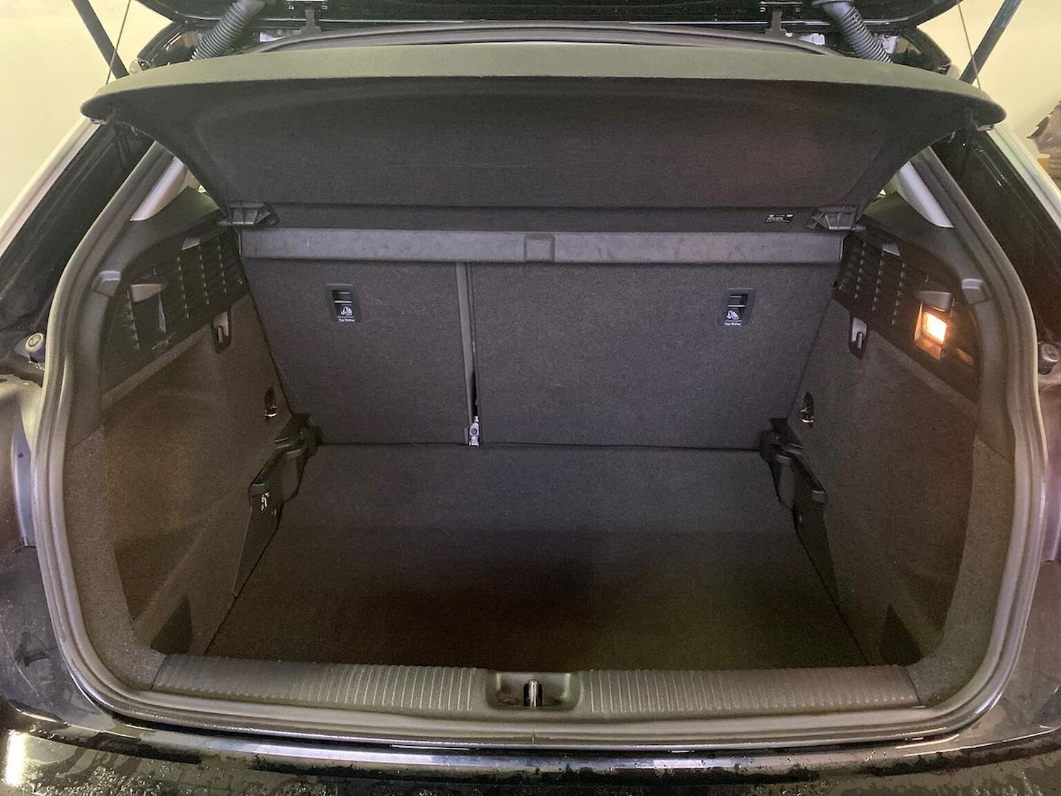 Used Audi Q2 2017 for sale - 76725798: Photo 17