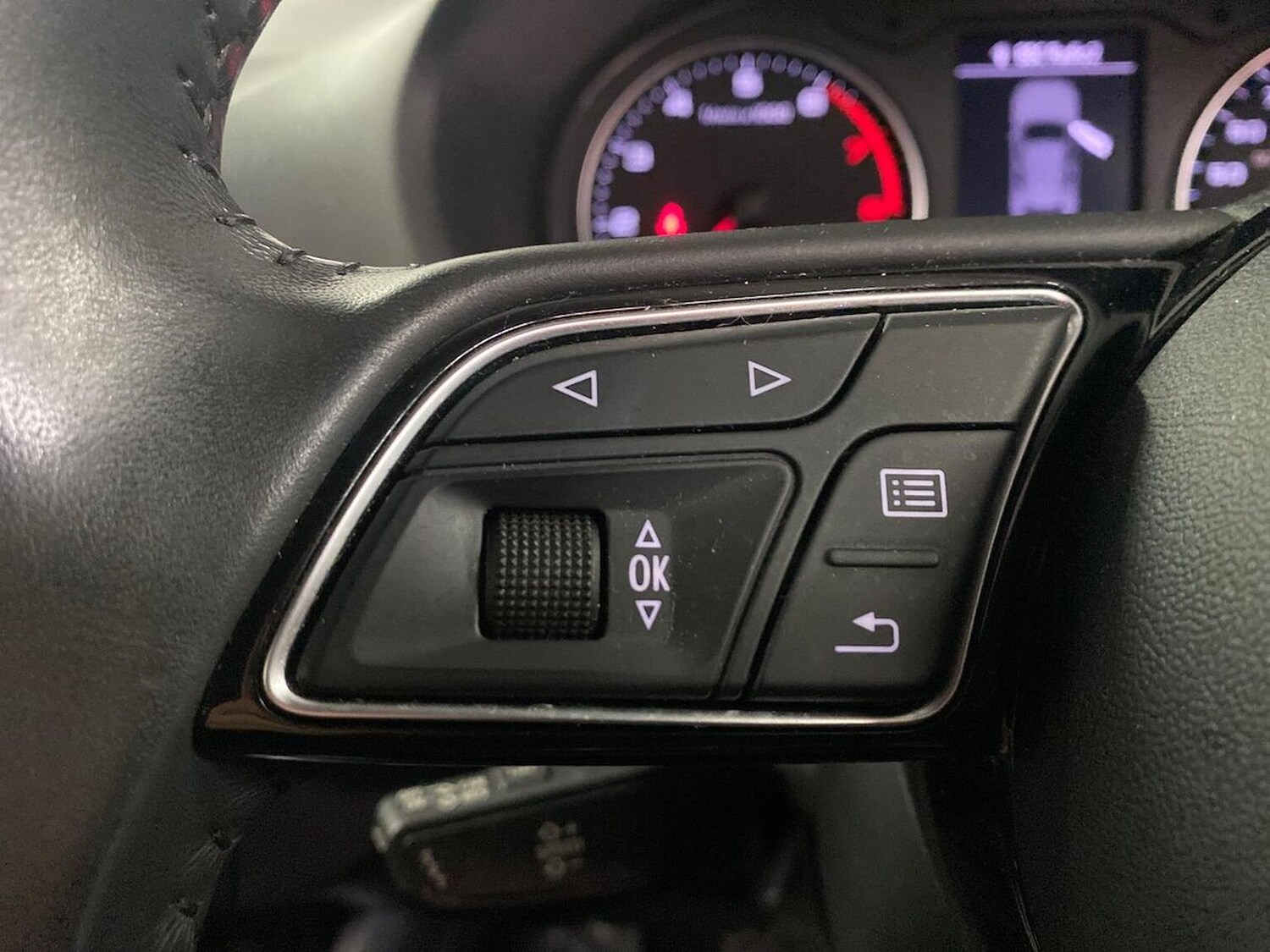 Used Audi Q2 2017 for sale - 76725798: Photo 27