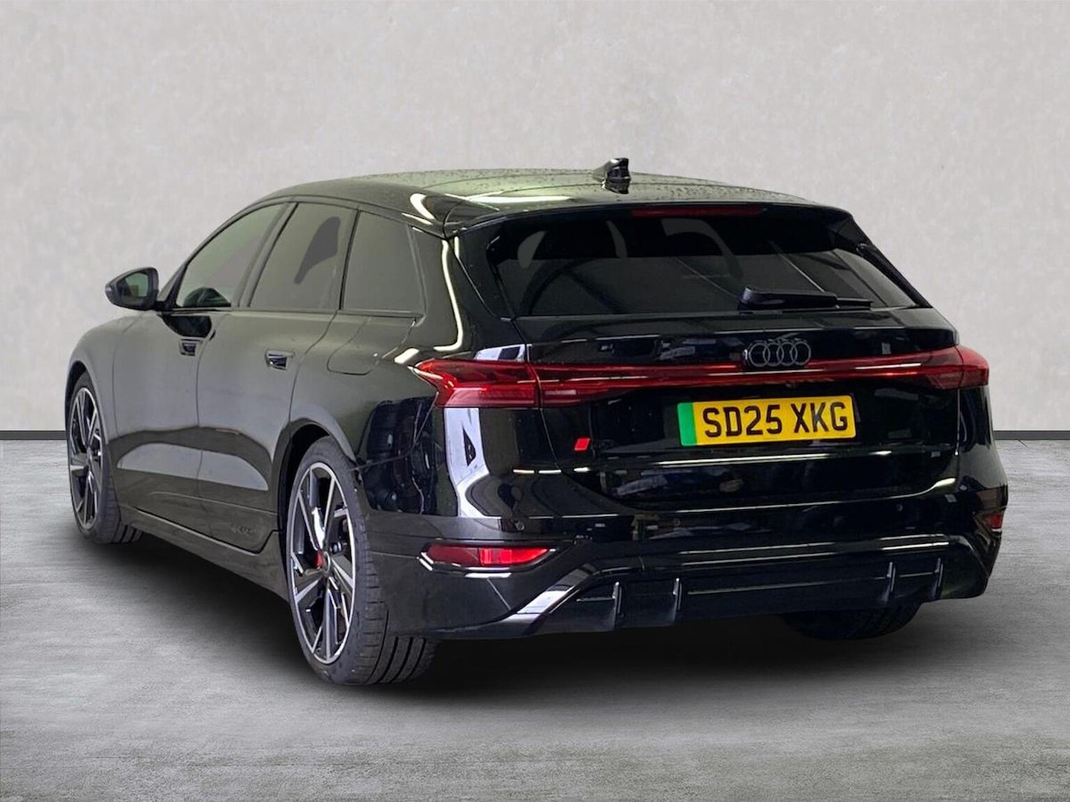 Used Audi A6 2025 for sale - 77488843: Photo 2