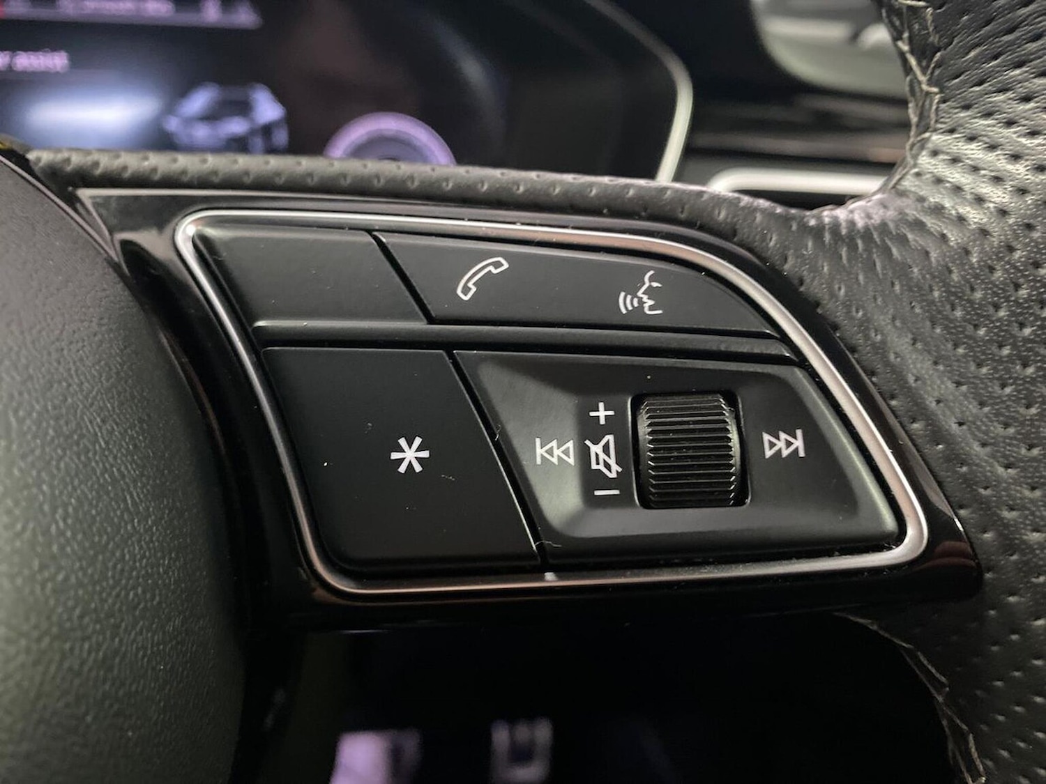 Used Audi A4 2023 for sale - 76330001: Photo 26