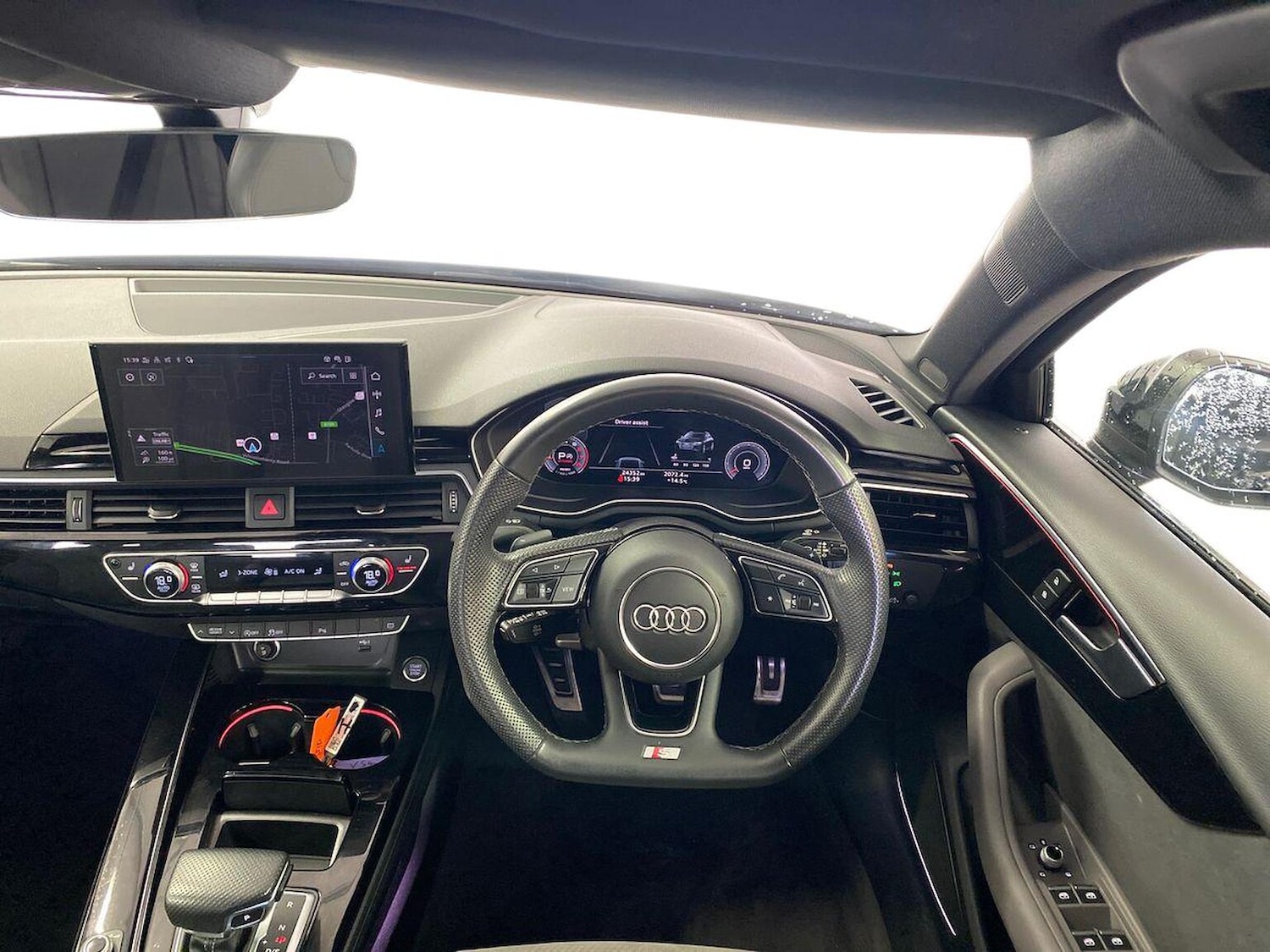 Used Audi A4 2023 for sale - 76330001: Photo 9