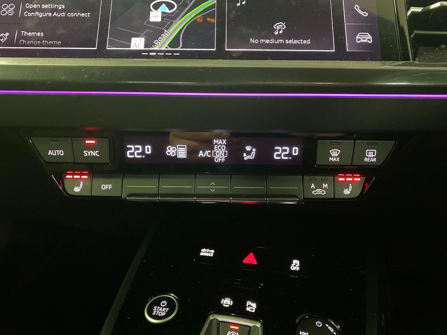 Used Audi Q4 e-tron 2025 for sale - 76471026: Photo 12