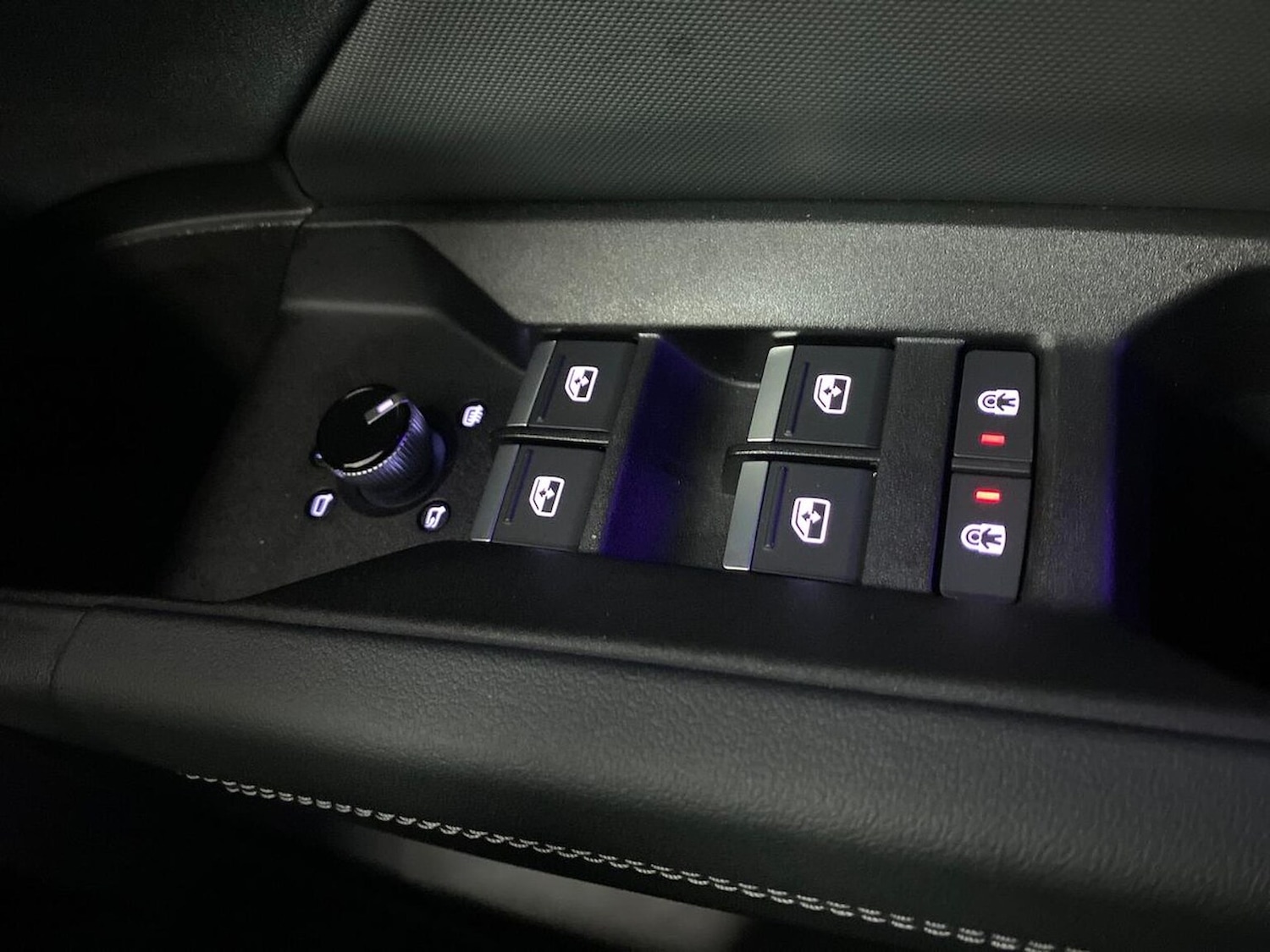 Used Audi Q4 e-tron 2025 for sale - 76471026: Photo 21