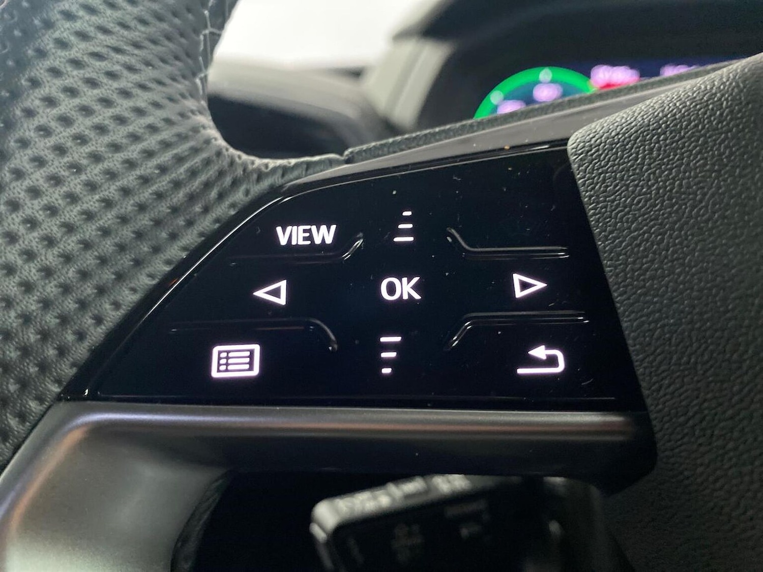 Used Audi Q4 e-tron 2025 for sale - 76471026: Photo 27