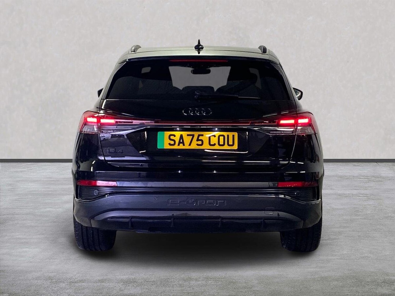 Used Audi Q4 e-tron 2025 for sale - 76471026: Photo 4