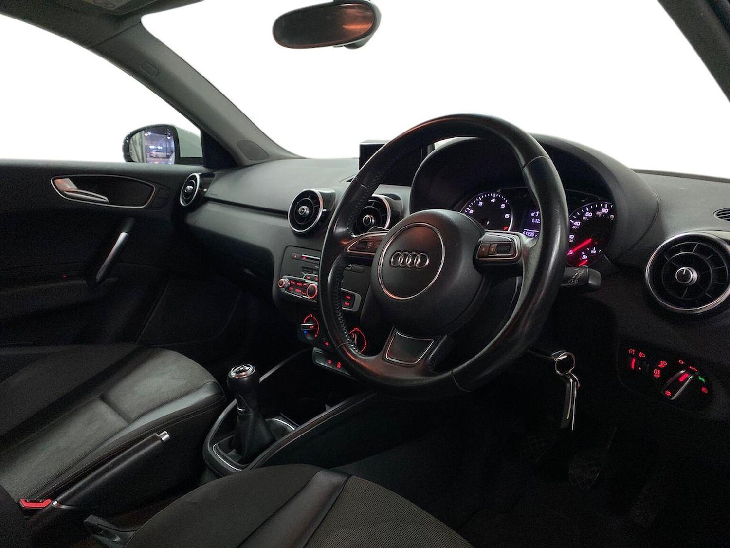 Used Audi A1 2018 for sale - 76749017: Photo 15