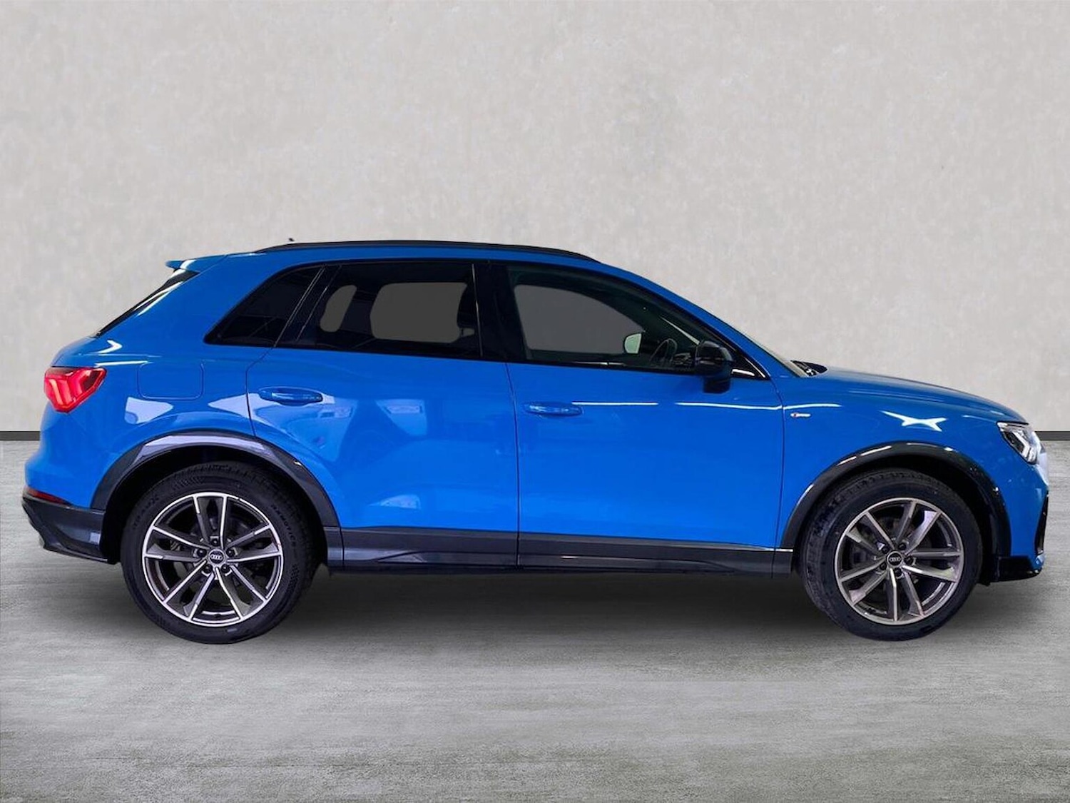 Used Audi Q3 2021 for sale - 76211990: Photo 3