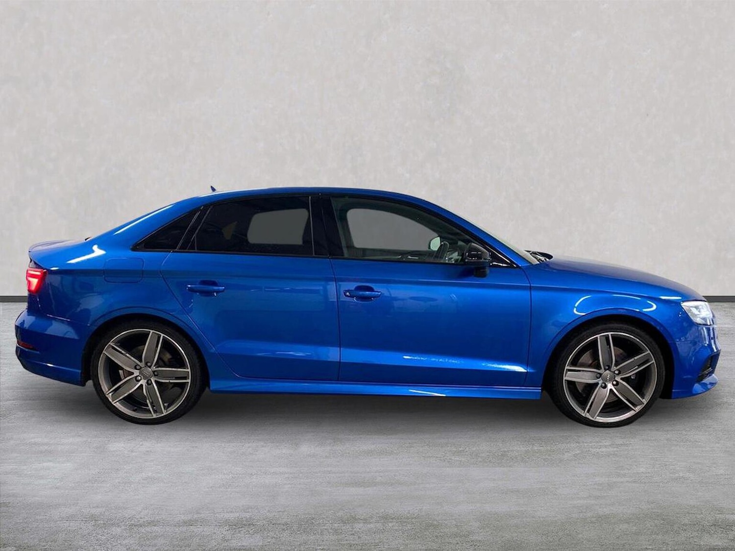 Used Audi A3 2017 for sale - 76655936: Photo 3