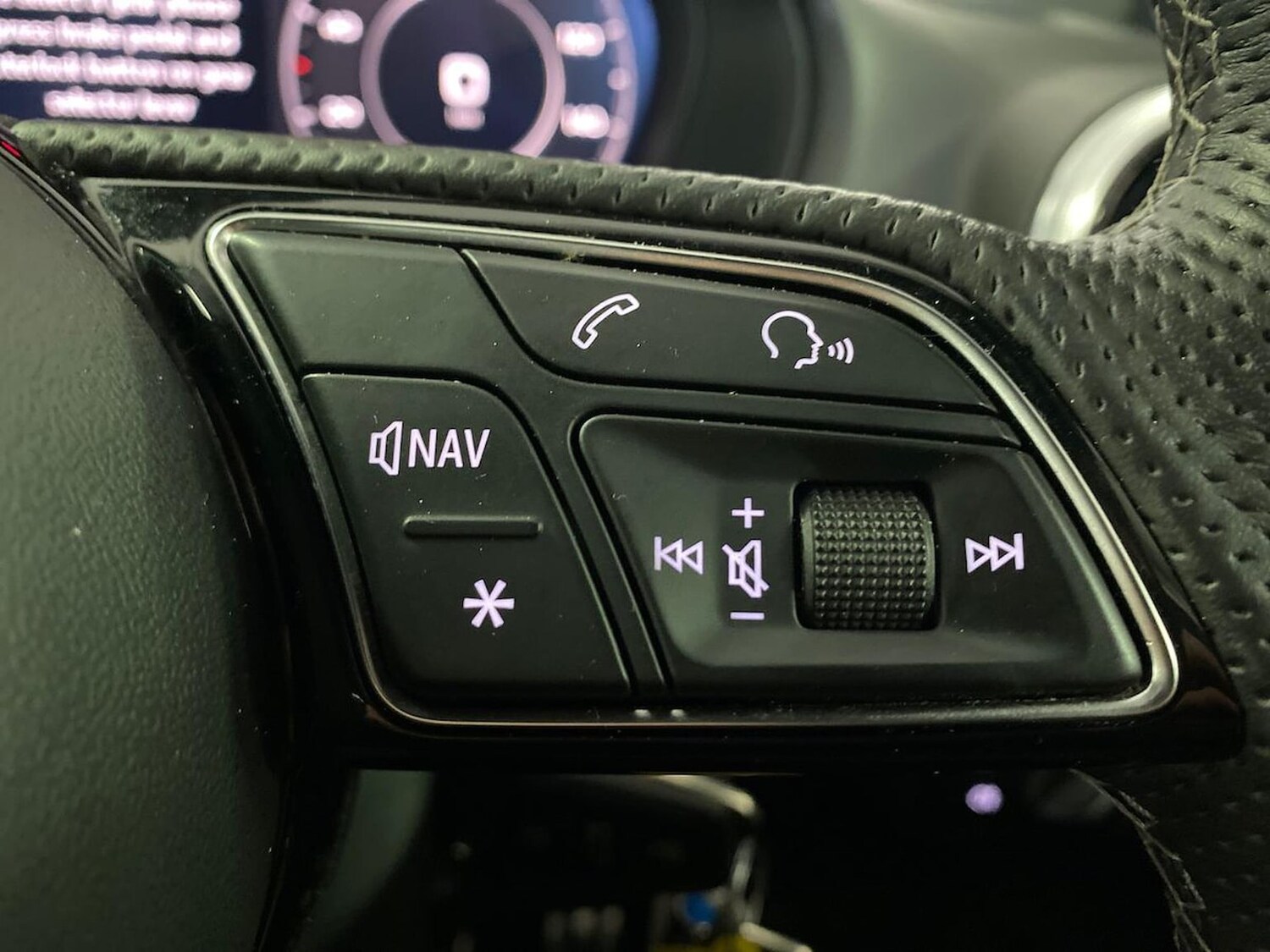 Used Audi Q2 2023 for sale - 78193063: Photo 28