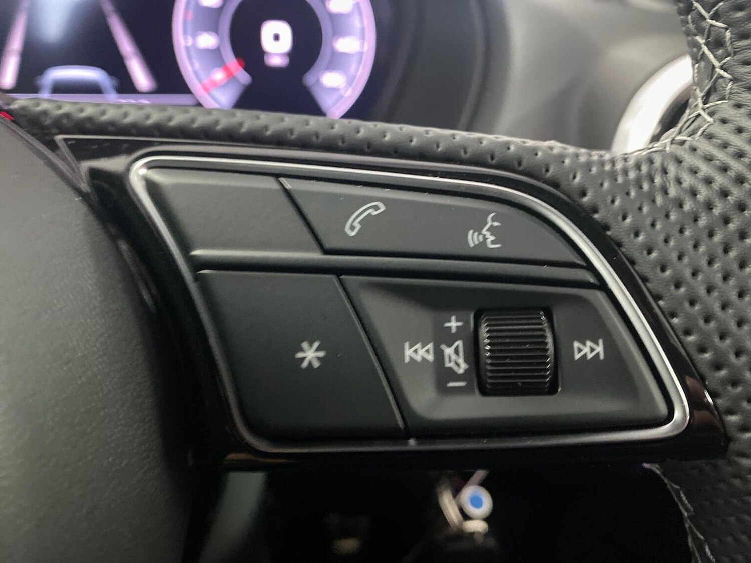 Used Audi Q2 2025 for sale - 76101401: Photo 26