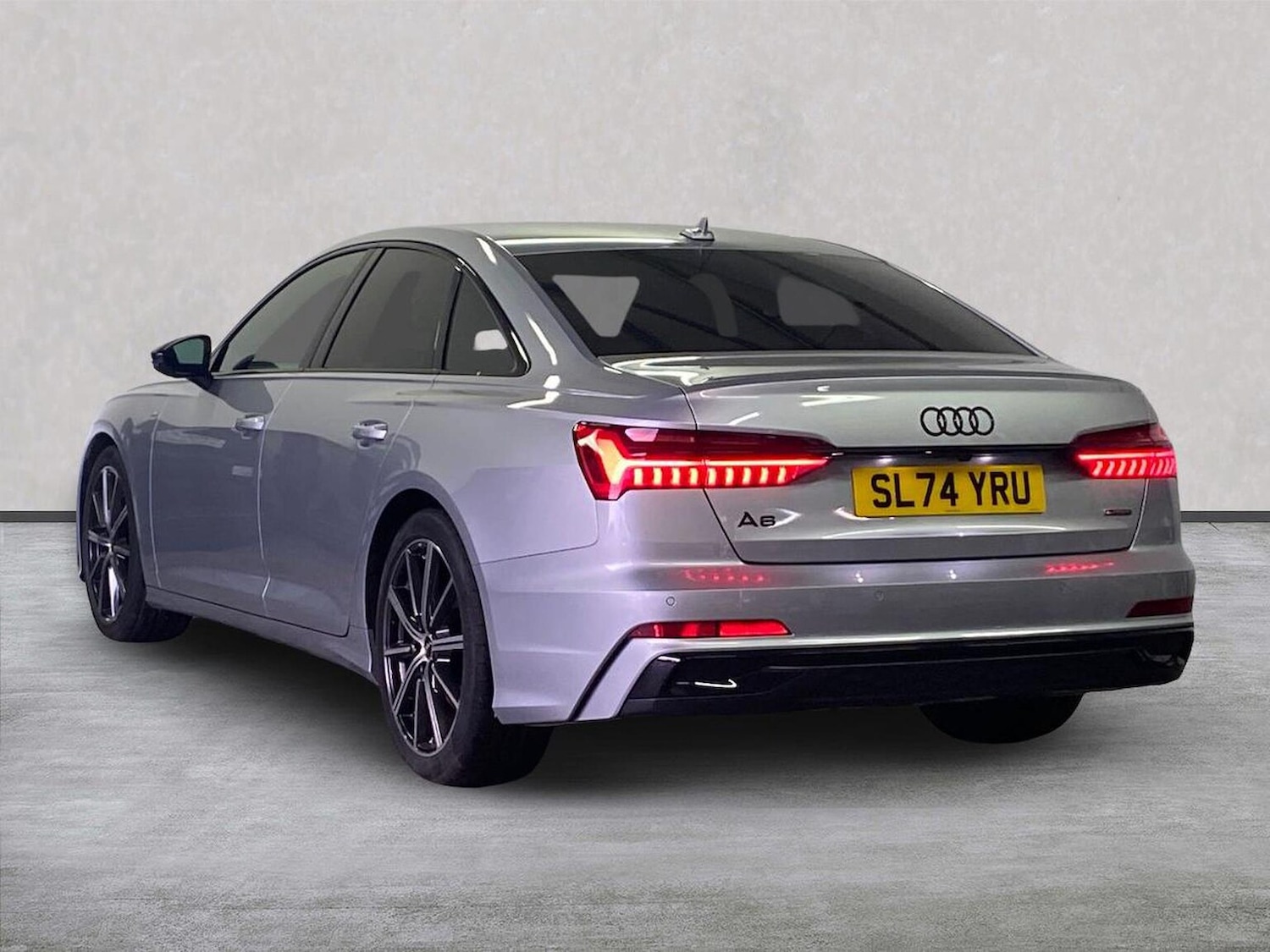 Used Audi A6 2024 for sale - 76536609: Photo 2