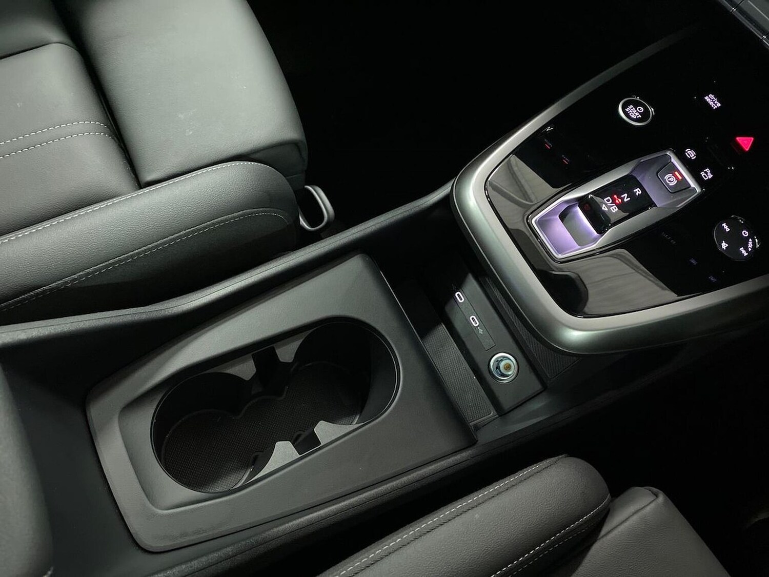 Used Audi Q4 e-tron 2025 for sale - 76504972: Photo 13