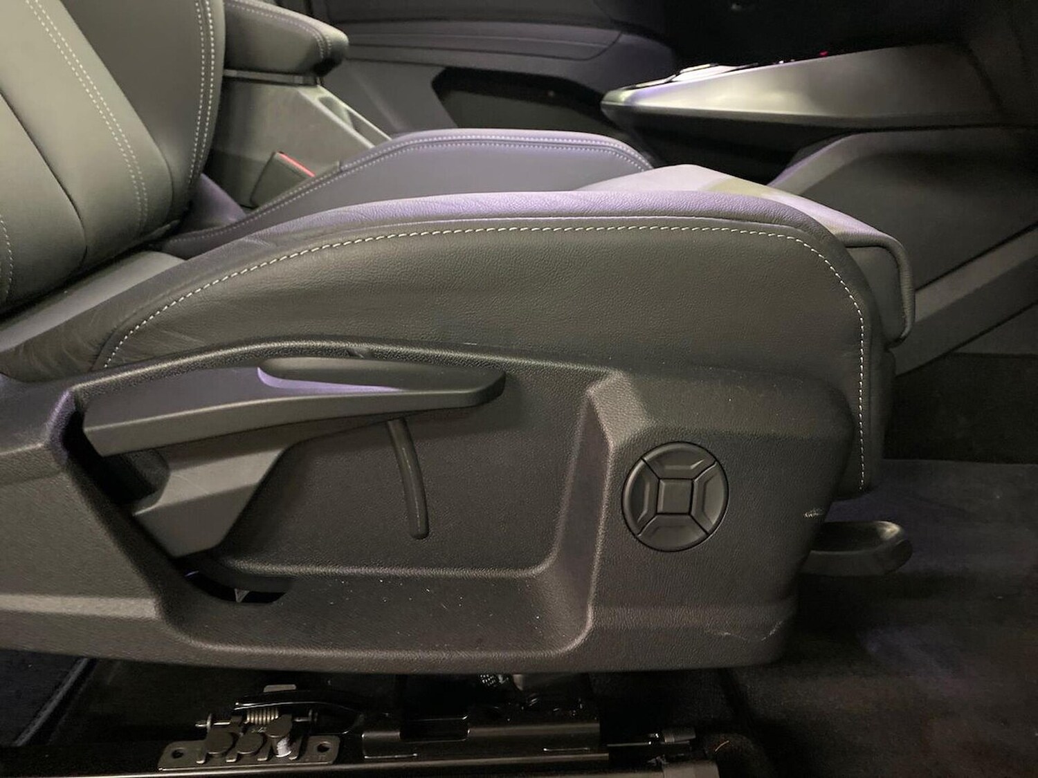 Used Audi Q4 e-tron 2025 for sale - 76504972: Photo 30