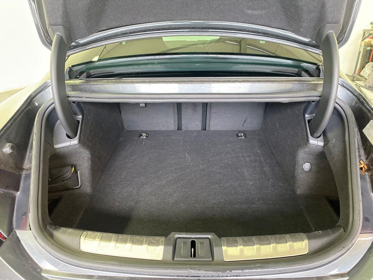 Used Audi e-tron GT 2023 for sale - 77650284: Photo 17