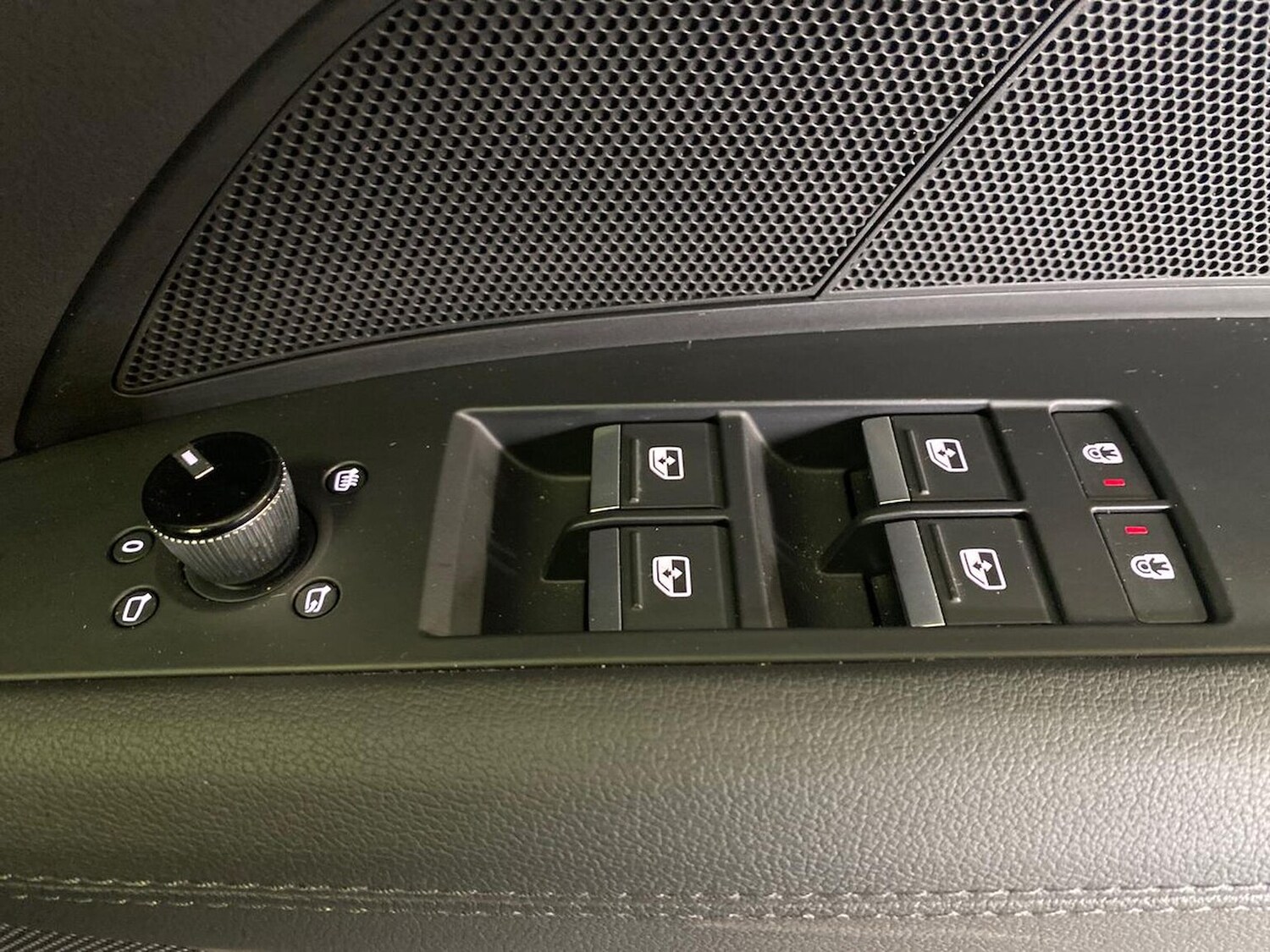 Used Audi e-tron GT 2023 for sale - 77650284: Photo 21