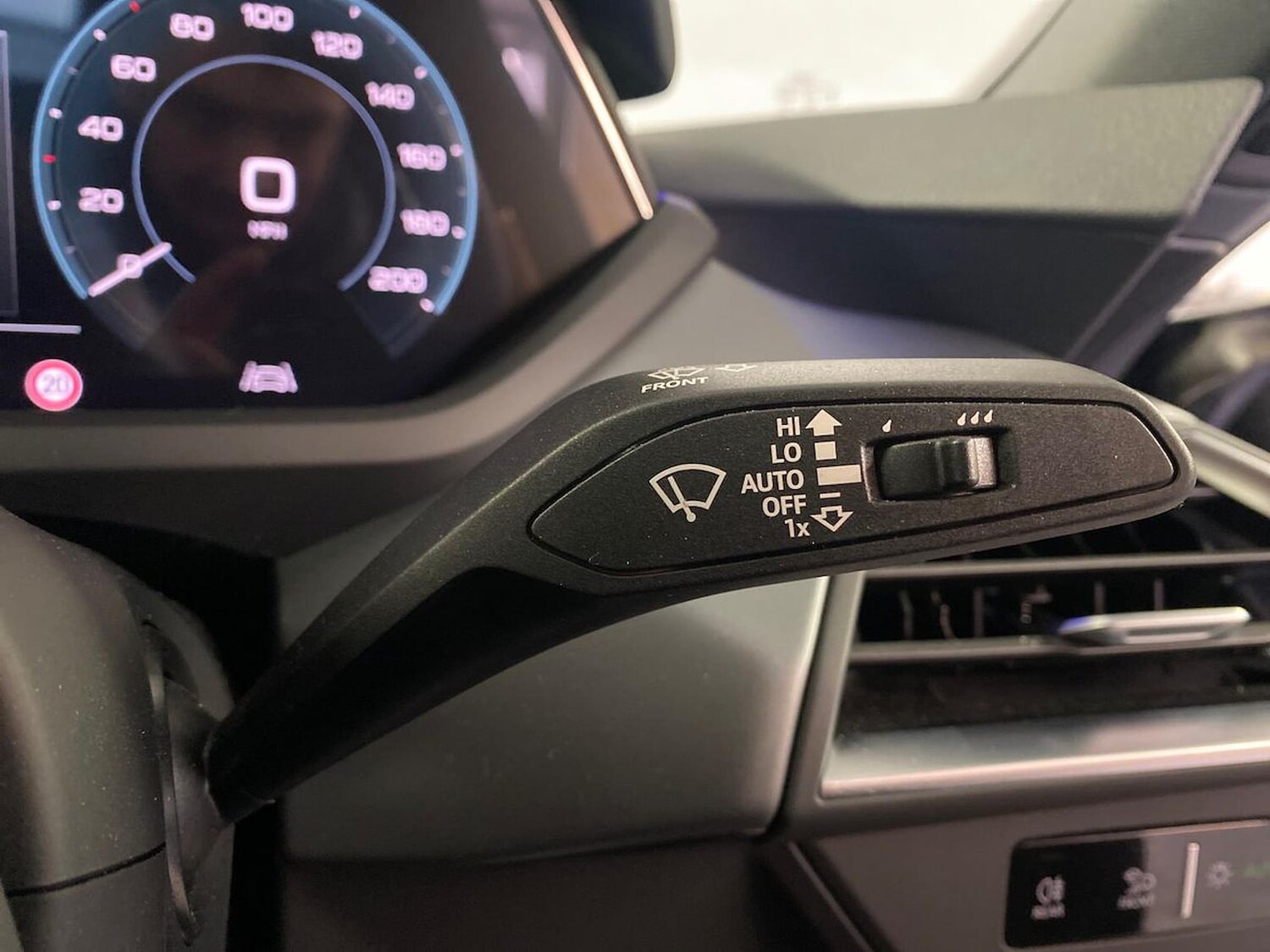 Used Audi e-tron GT 2023 for sale - 77650284: Photo 28