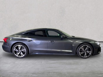 Used Audi e-tron GT 2023 for sale - 77650284: Photo