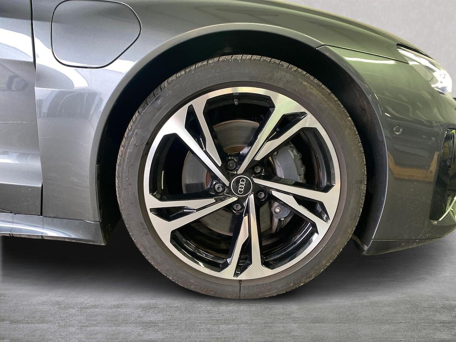 Used Audi e-tron GT 2023 for sale - 77650284: Photo 6