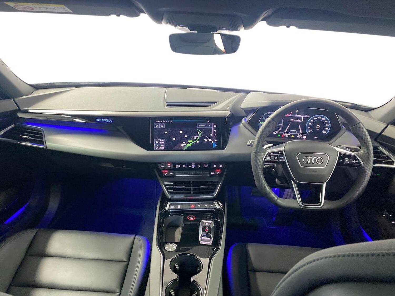 Used Audi e-tron GT 2023 for sale - 77650284: Photo 8