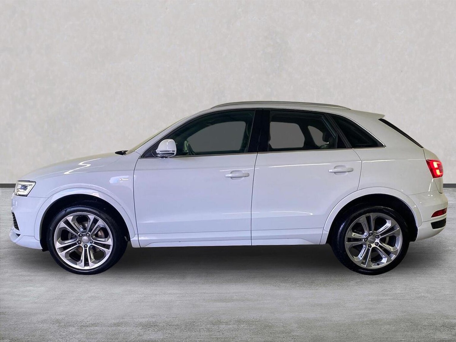 Used Audi Q3 2018 for sale - 76402413: Photo 19