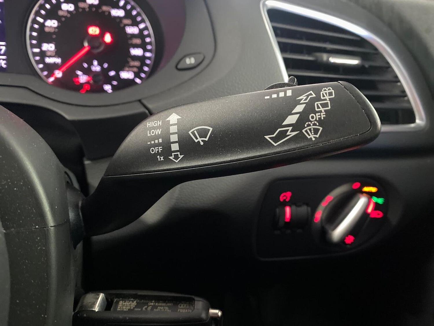 Used Audi Q3 2018 for sale - 76402413: Photo 28