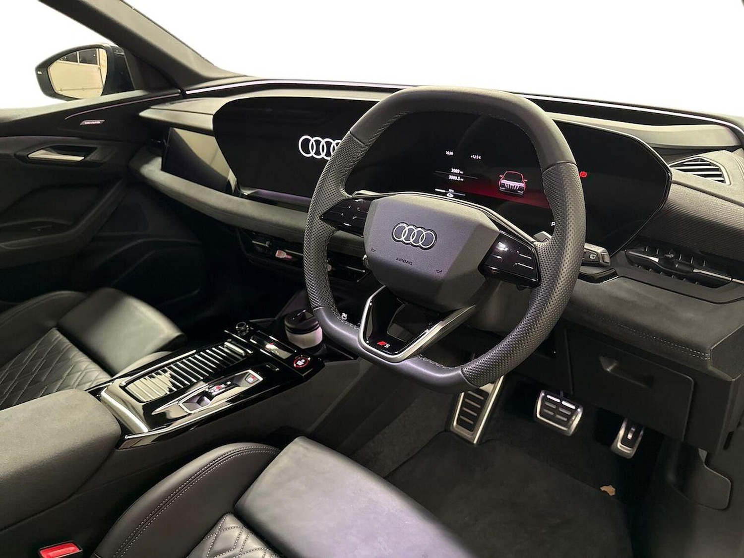 Used Audi Q6 e-tron 2025 for sale - 76198416: Photo 15