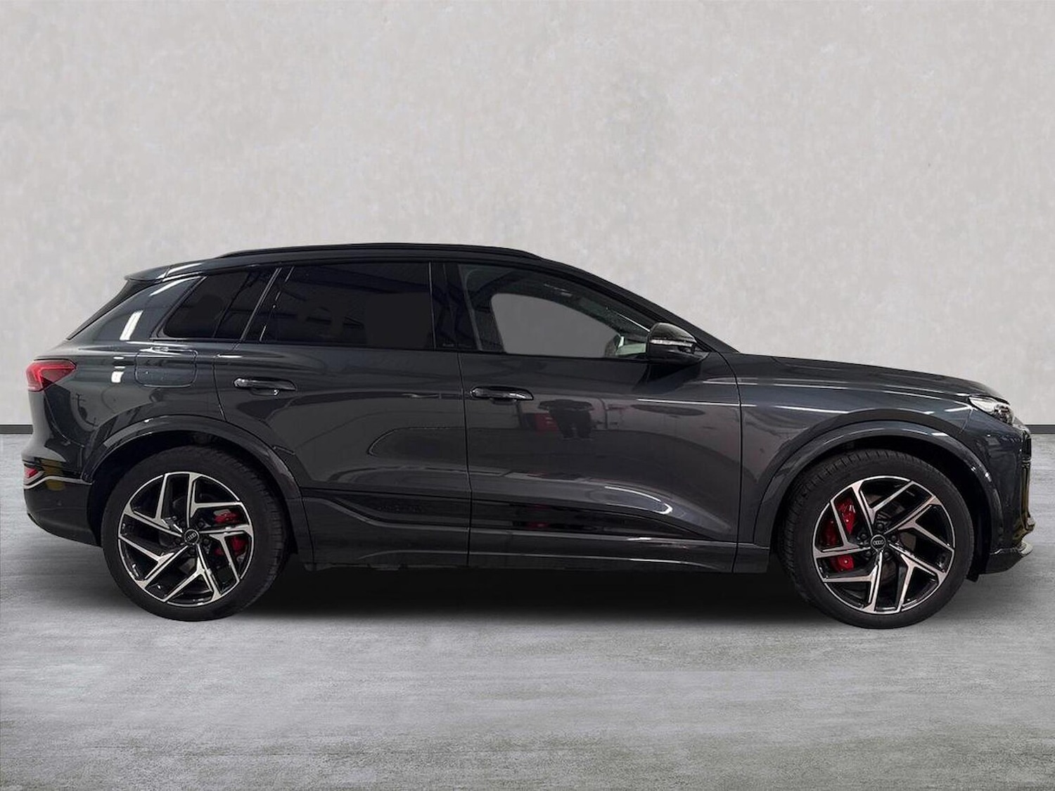 Used Audi Q6 e-tron 2025 for sale - 76198416: Photo 3