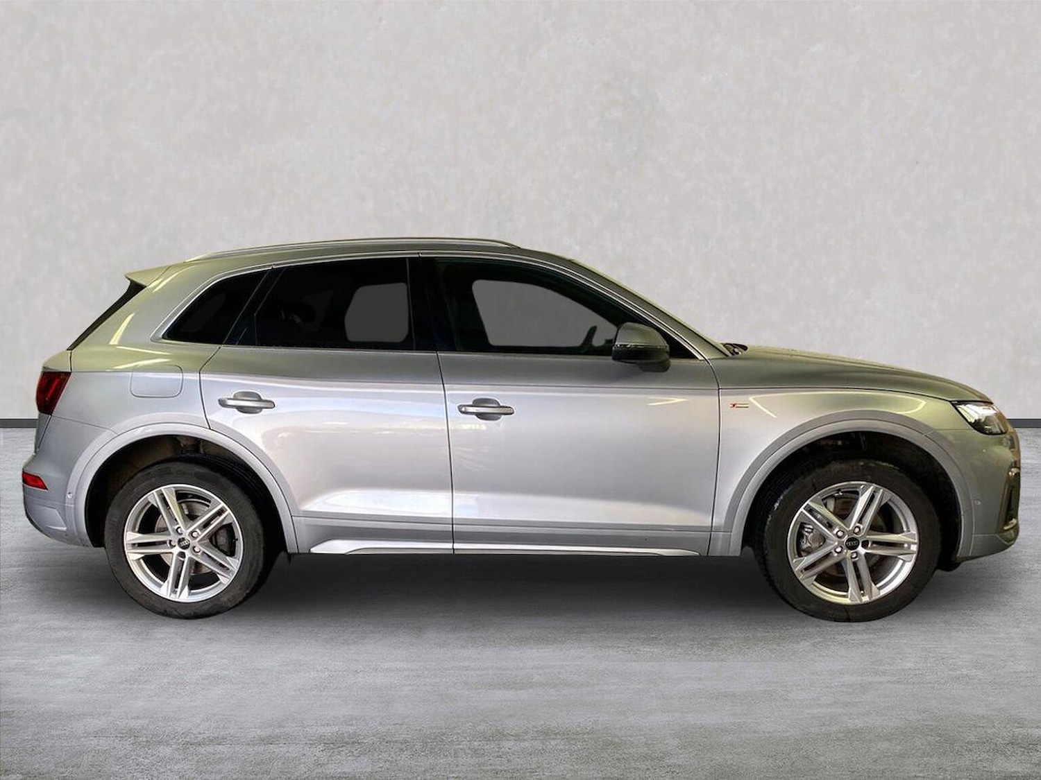 Used Audi Q5 2023 for sale - 77635485: Photo 3