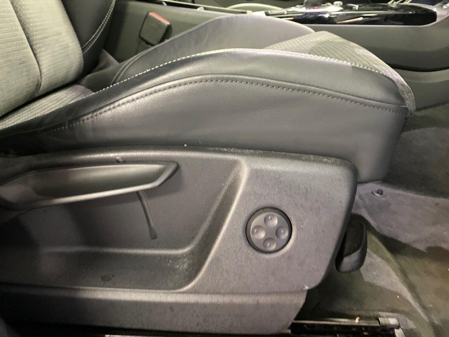 Used Audi Q5 2023 for sale - 77635485: Photo 30