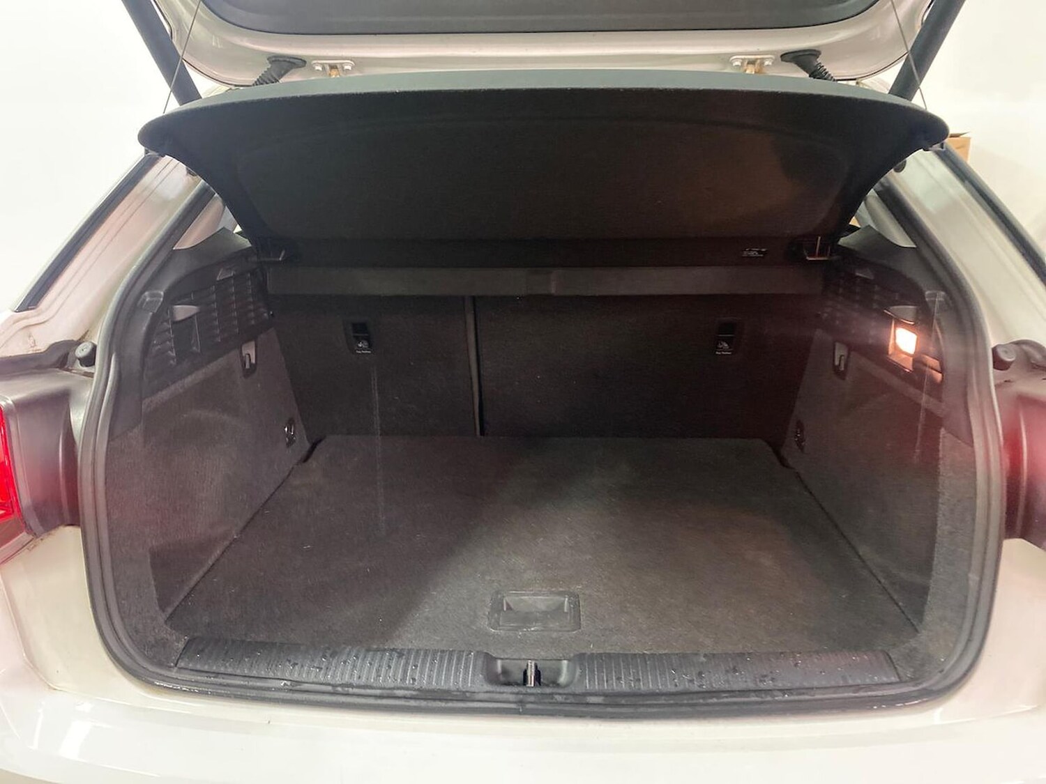 Used Audi Q2 2020 for sale - 77947337: Photo 17