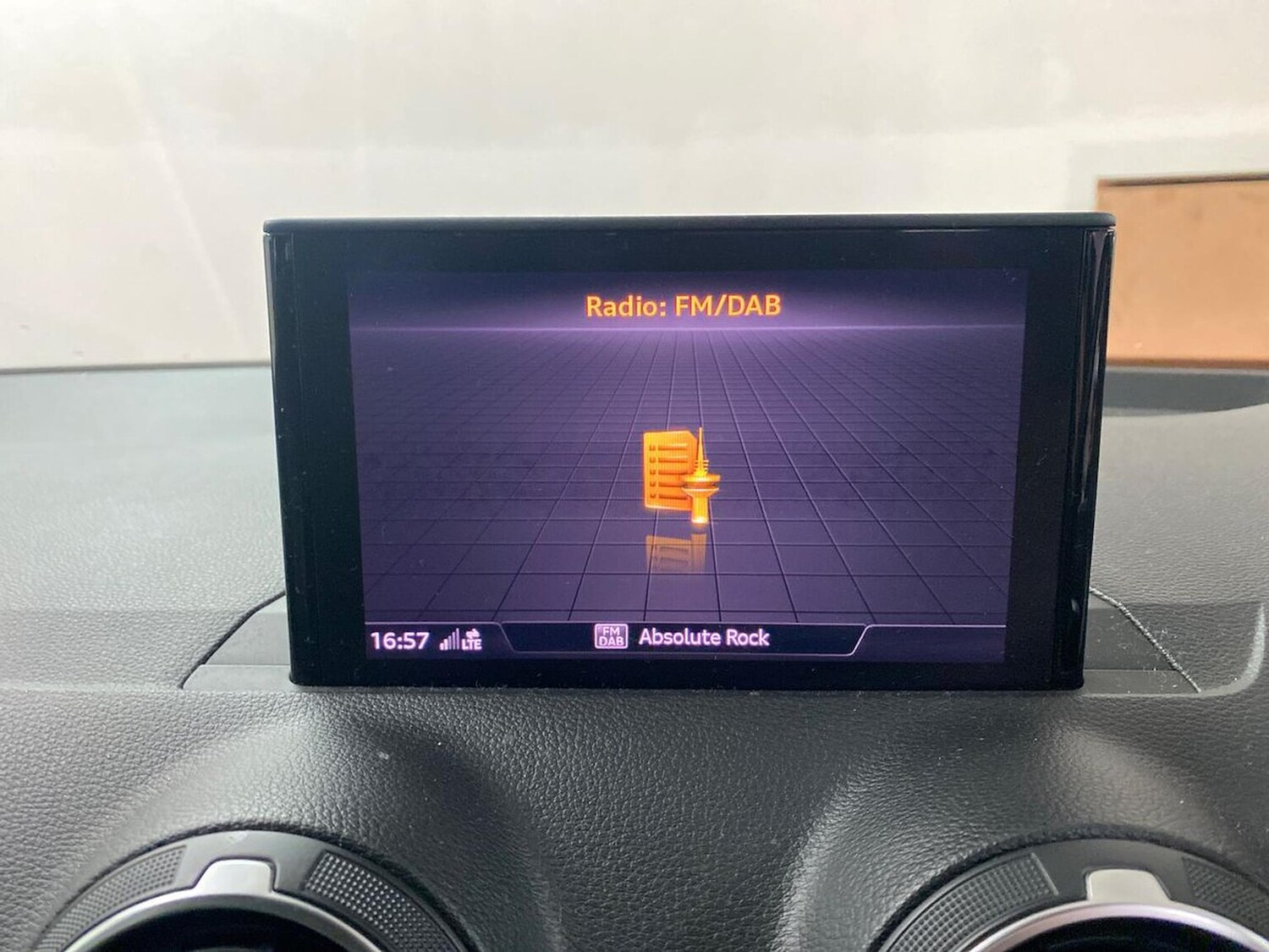 Used Audi Q2 2020 for sale - 77947337: Photo 25