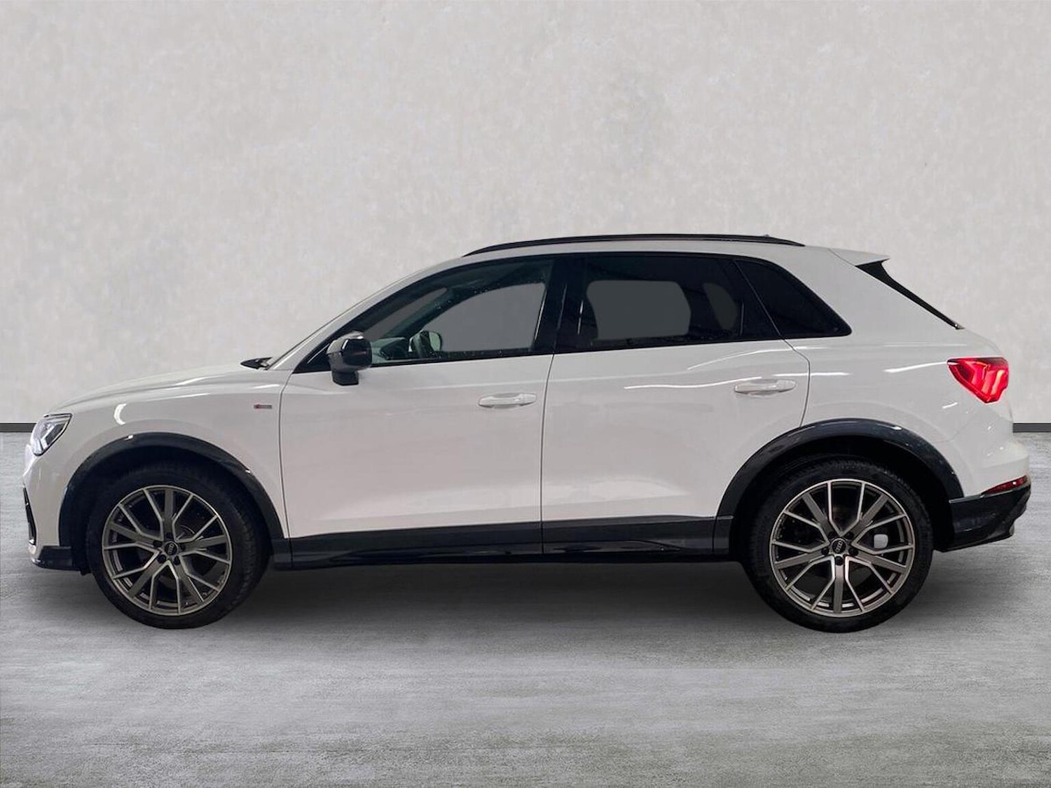 Used Audi Q3 2024 for sale - 77662547: Photo 19