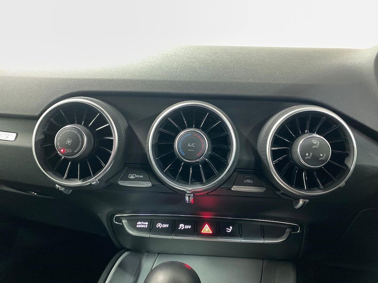 Used Audi TT 2022 for sale - 76919020: Photo 12