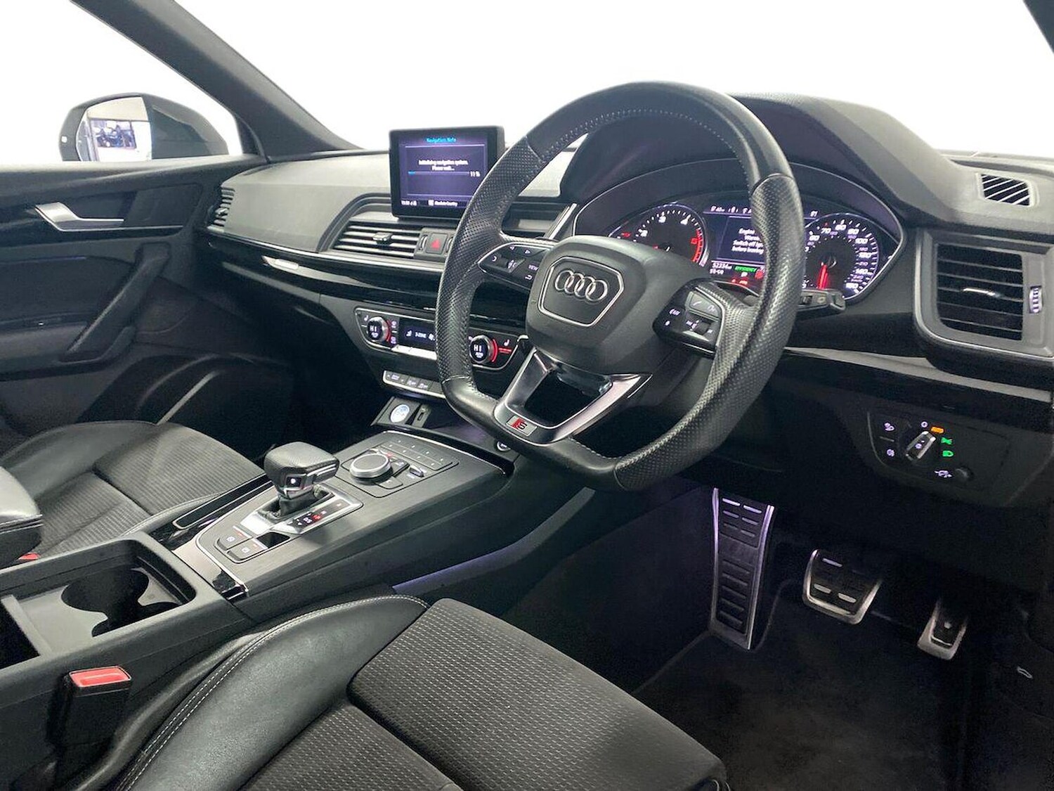 Used Audi Q5 2019 for sale - 77963811: Photo 15