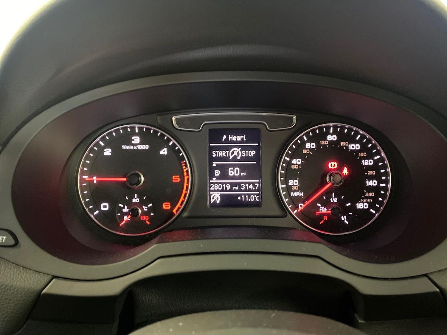 Used Audi Q3 2018 for sale - 76577307: Photo 10