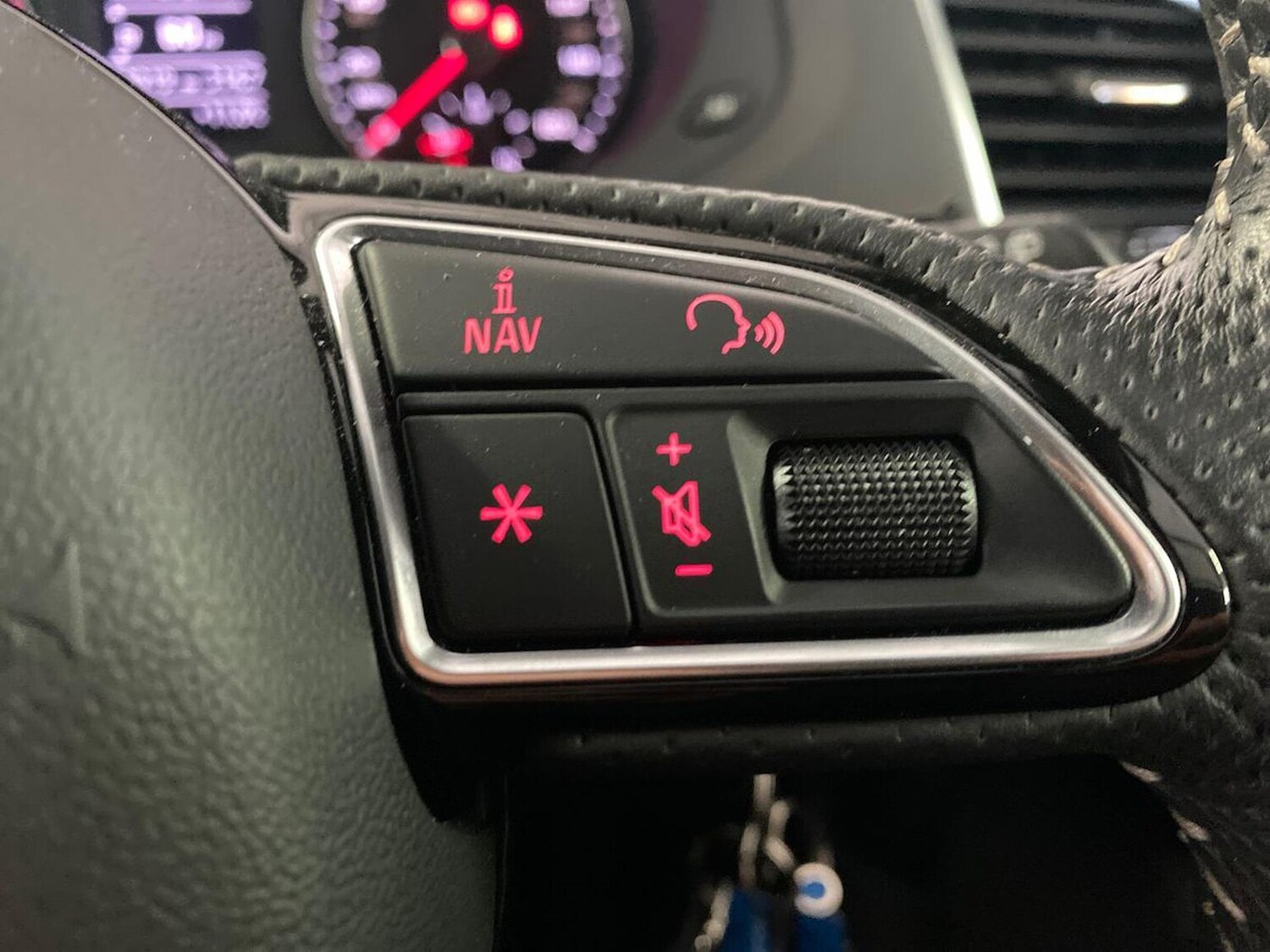 Used Audi Q3 2018 for sale - 76577307: Photo 26